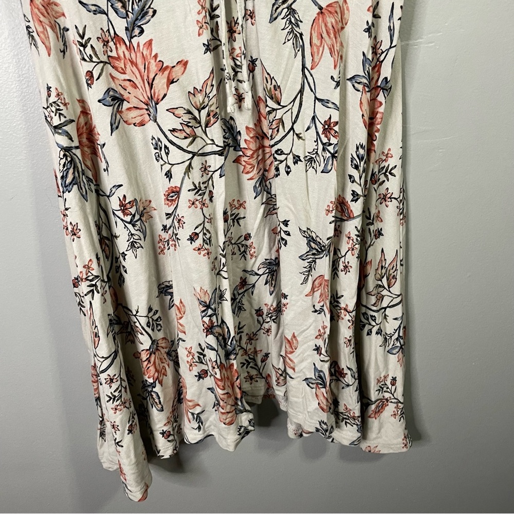 American Rag Co Floral Stretchy Short Sleeve Boho V Neck Casual Dress Medium - Picture 5 of 6